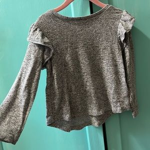 Cute ruffle shoulder top